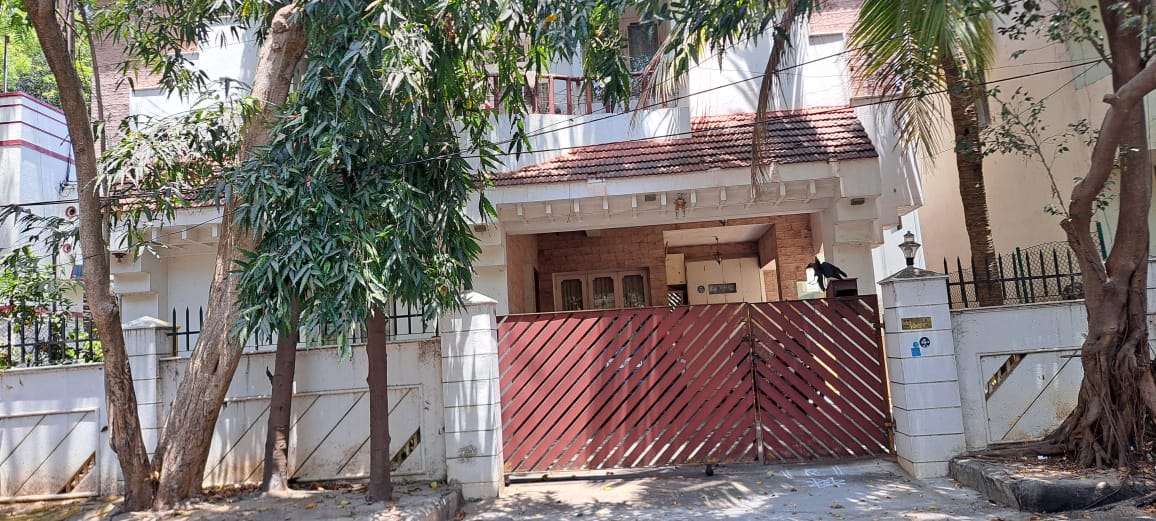 PROPERTY FOR SALE AT CHENNAI  ADYAR