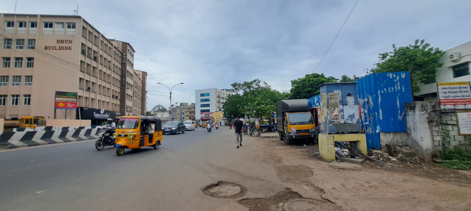 COMMERCIAL PROPERTY FOR SALE AT CHENNAI MOUNT ROAD