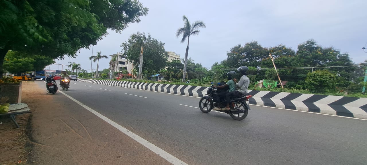 COMMERCIAL PROPERTY FOR SALE AT CHENNAI ECR AKKARAI