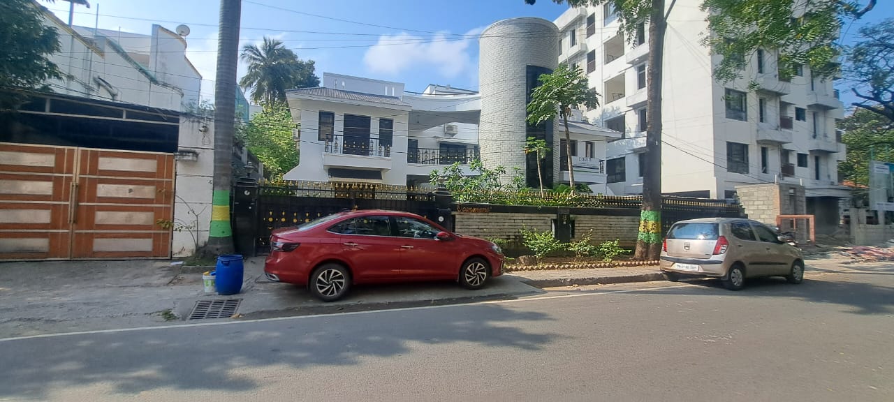 RESIDENTIAL PROPERTY FOR SALE AT CHENNAI ADYAR