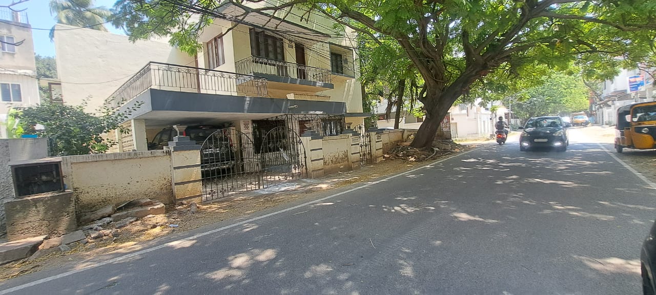 RESIDENTIAL PROPERTY FOR SALE AT CHENNAI ADYAR
