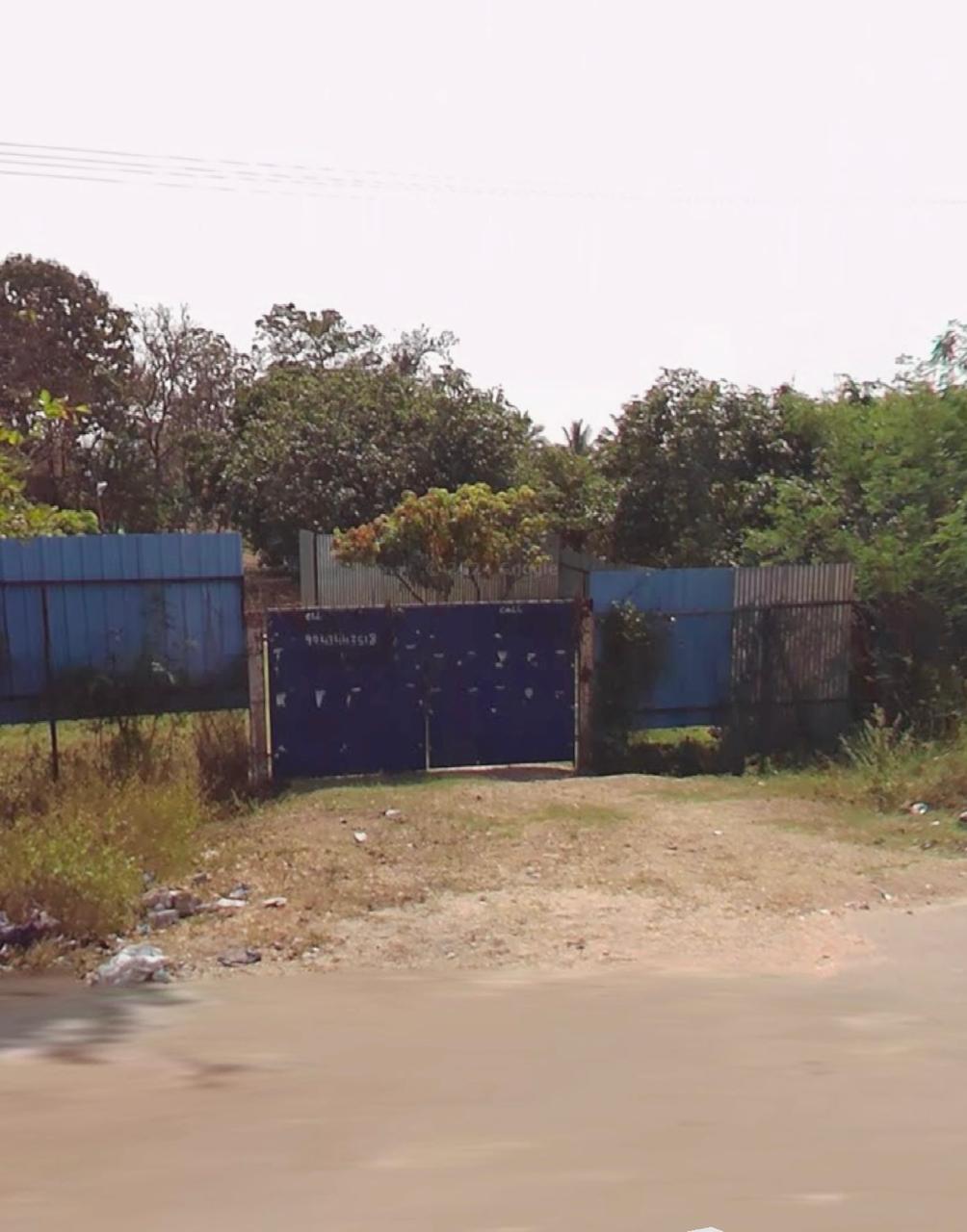 PROPERTY FOR SALE AT VADAKKAL