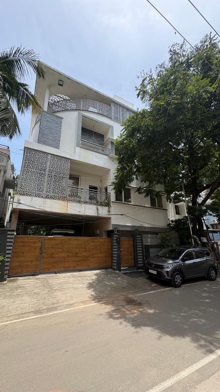 RESIDENTIAL PROPRETY FOR SALE AT CHENNAI ADYAR