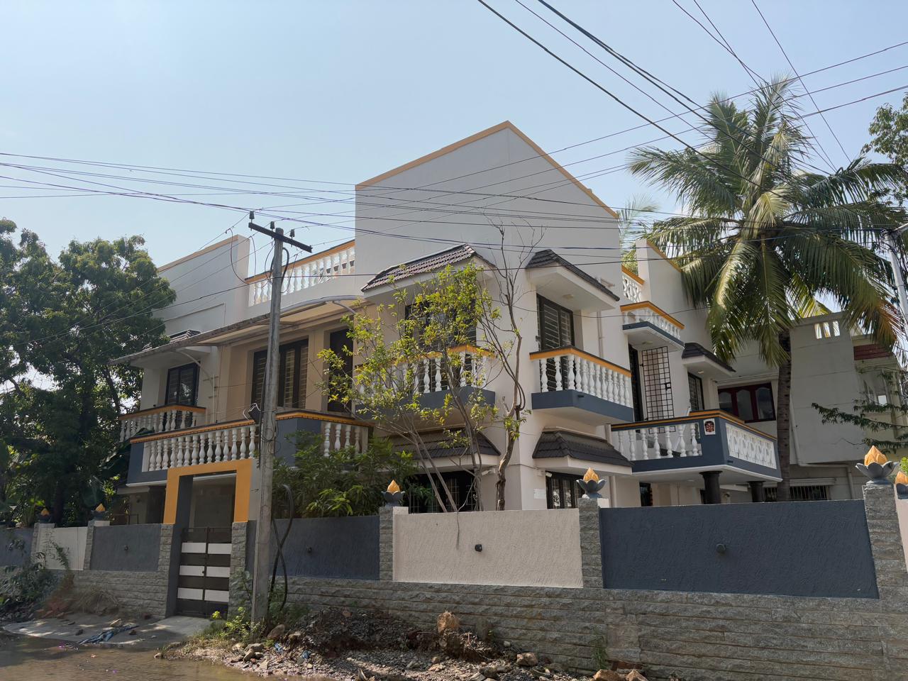 RESIDENTIAL PROPERTY FOR SALE AT CHENNAI ECR INJAMBAKKAM
